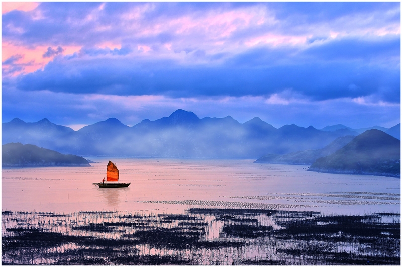1071 - BETWEEN CLOUD N WATER - WONG BEOW-LENG - singapore.jpg